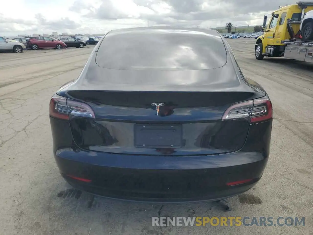 6 Photograph of a damaged car 5YJ3E1EA6KF304315 TESLA MODEL 3 2019