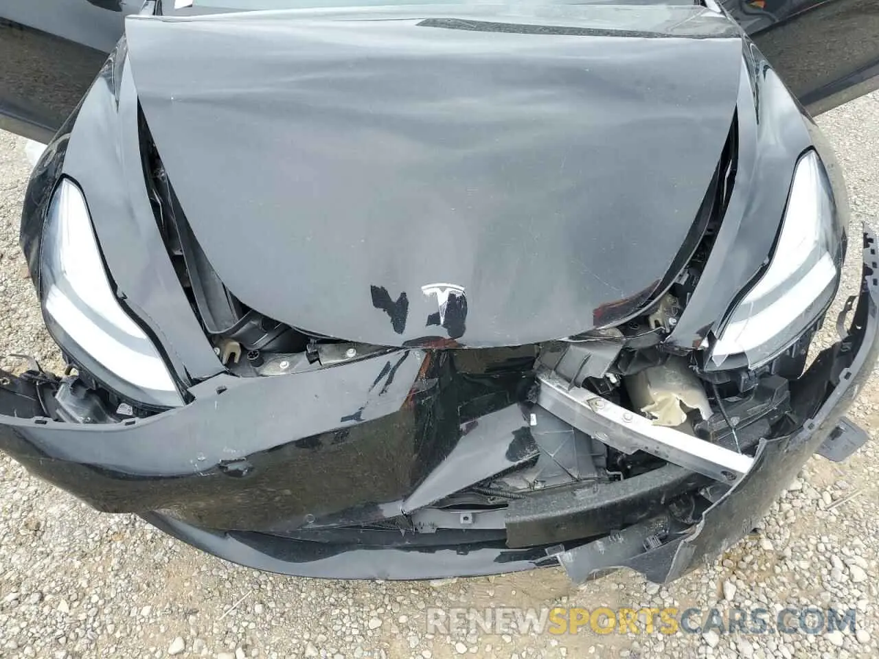11 Photograph of a damaged car 5YJ3E1EA6KF310938 TESLA MODEL 3 2019