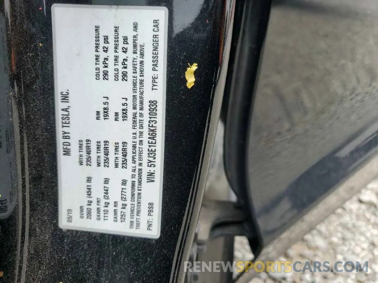 12 Photograph of a damaged car 5YJ3E1EA6KF310938 TESLA MODEL 3 2019