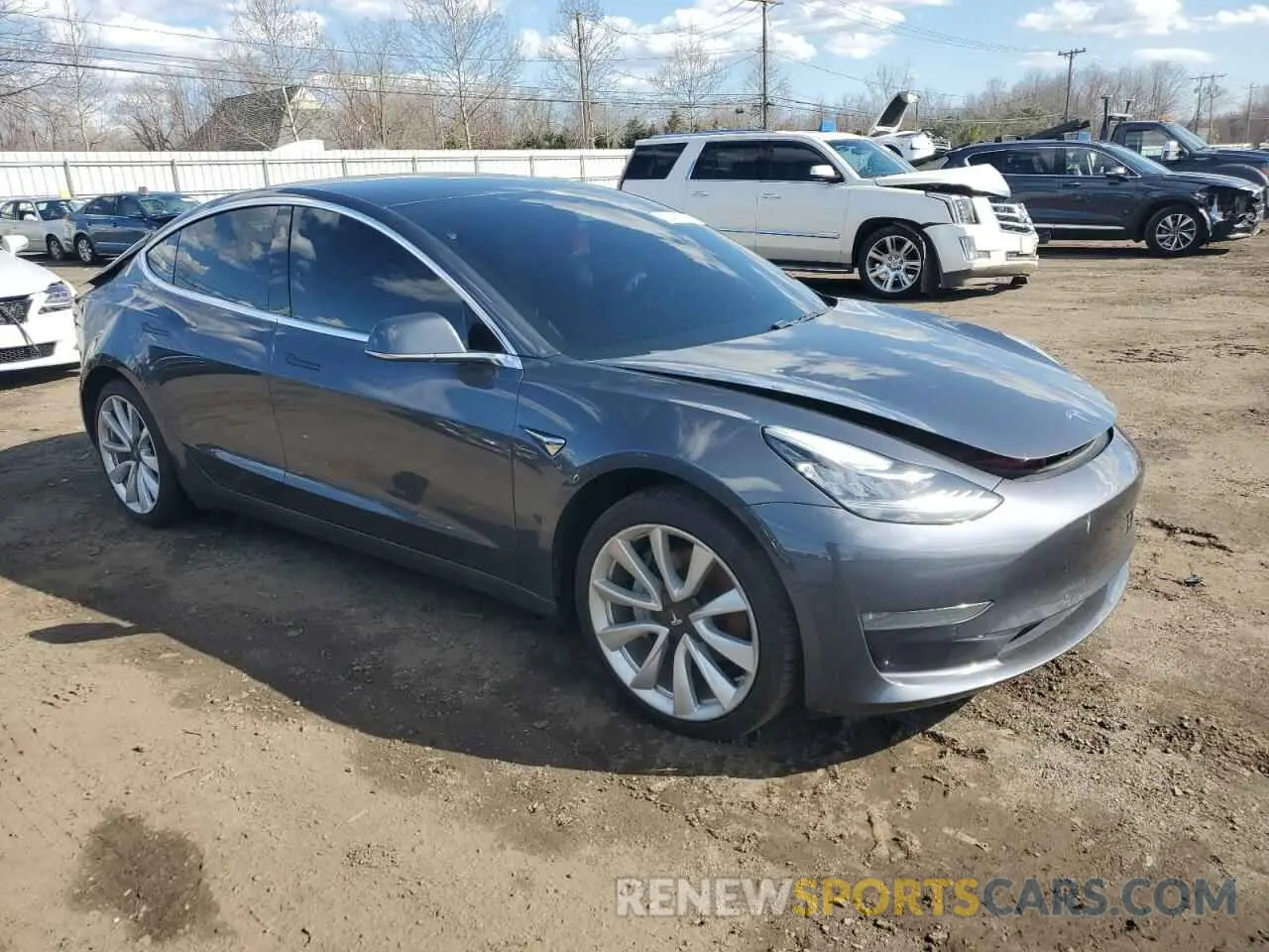 4 Photograph of a damaged car 5YJ3E1EA6KF312754 TESLA MODEL 3 2019
