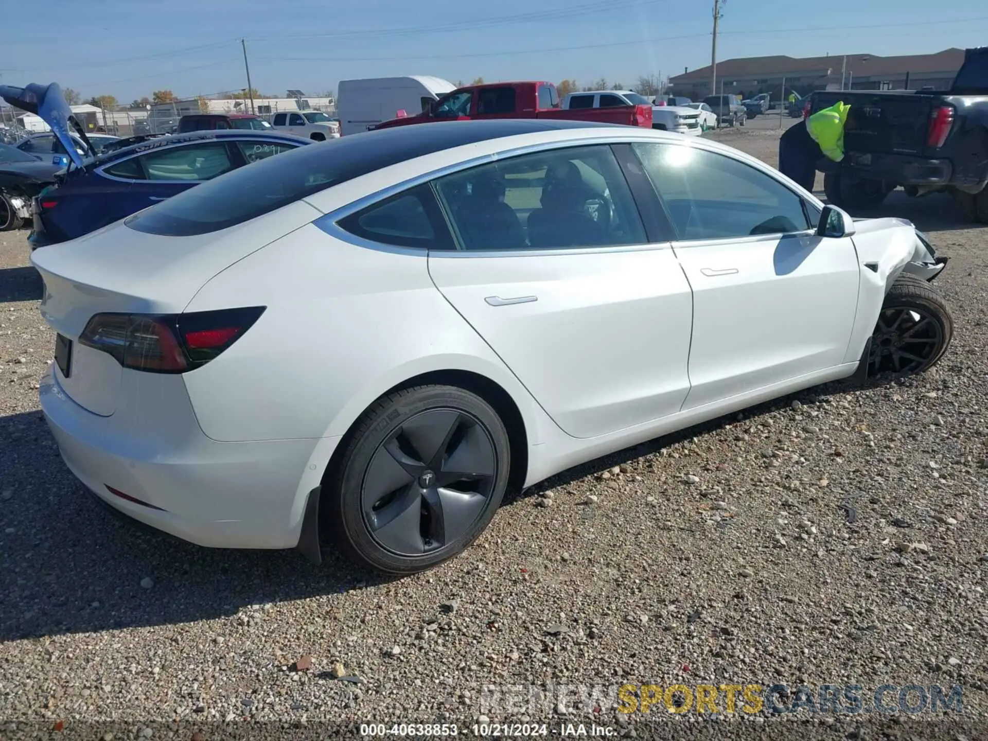4 Photograph of a damaged car 5YJ3E1EA6KF314049 TESLA MODEL 3 2019