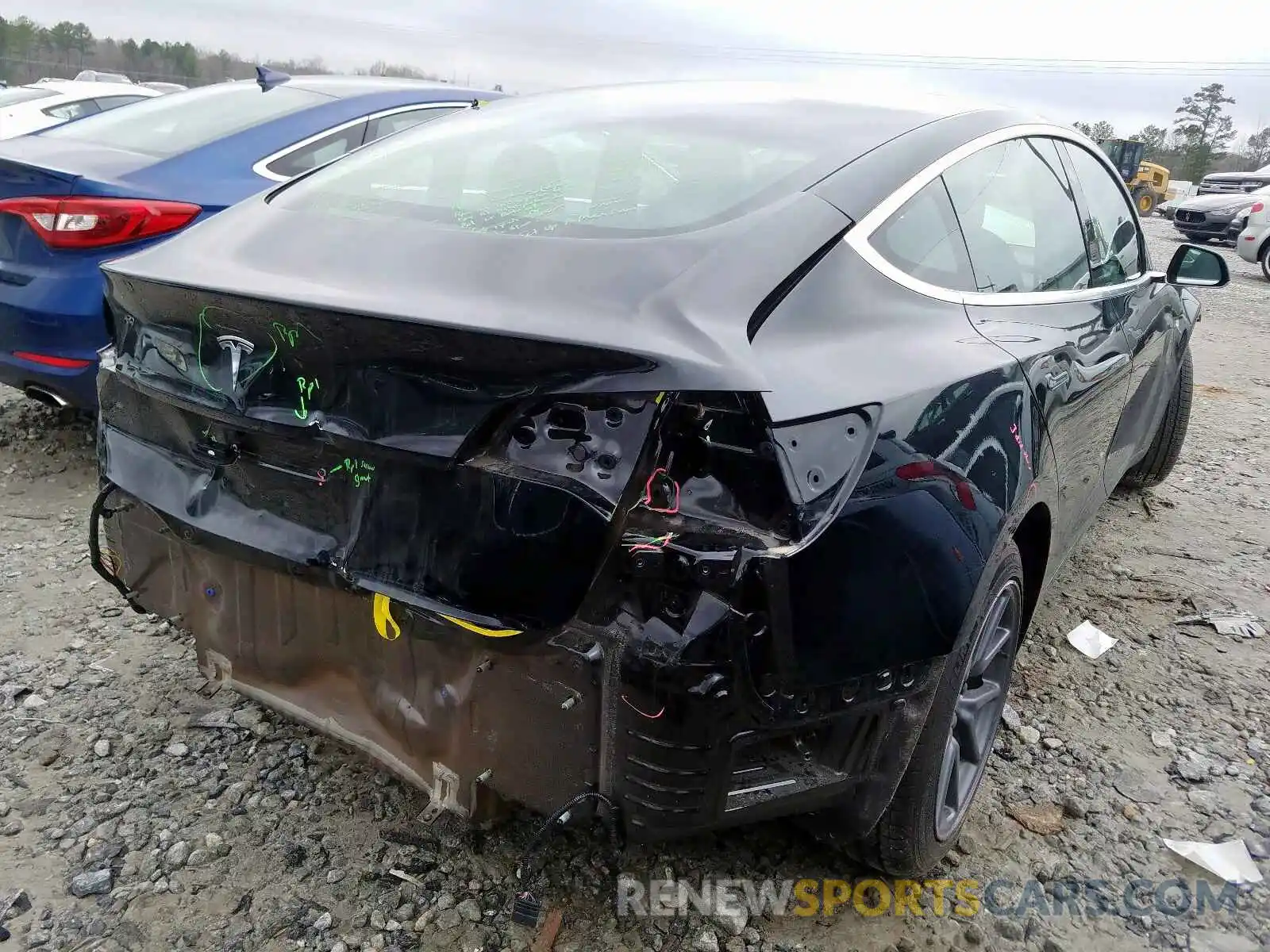 4 Photograph of a damaged car 5YJ3E1EA6KF316965 TESLA MODEL 3 2019