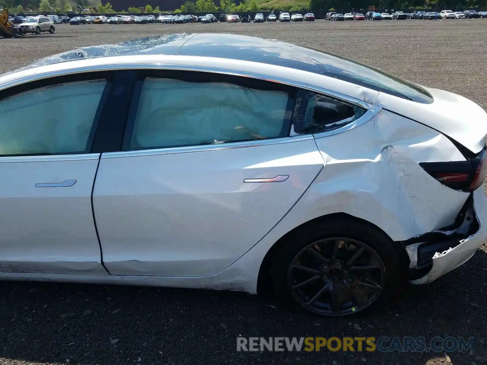 10 Photograph of a damaged car 5YJ3E1EA6KF317436 TESLA MODEL 3 2019