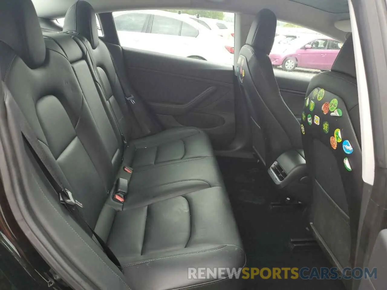 10 Photograph of a damaged car 5YJ3E1EA6KF324225 TESLA MODEL 3 2019