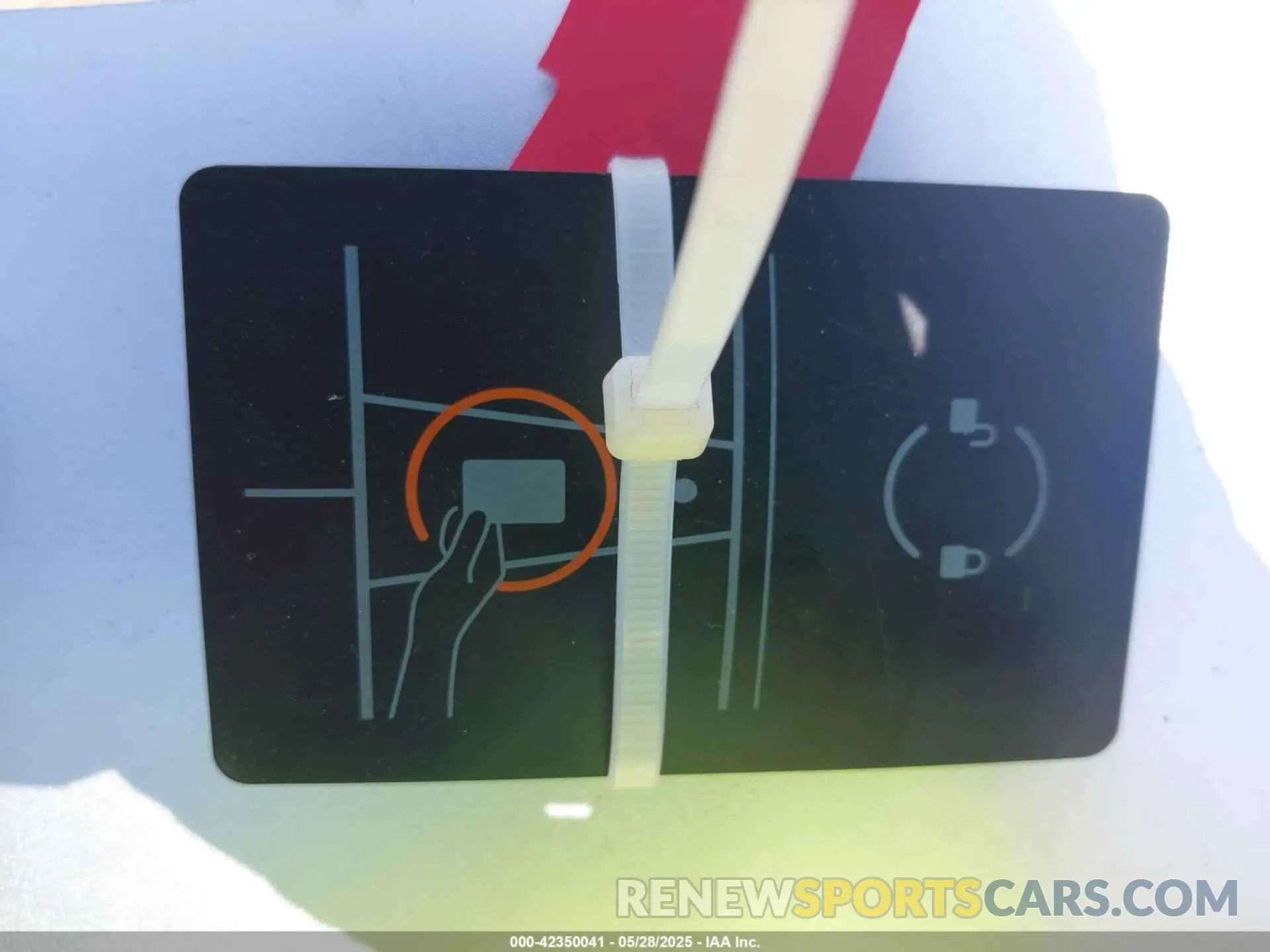11 Photograph of a damaged car 5YJ3E1EA6KF324452 TESLA MODEL 3 2019