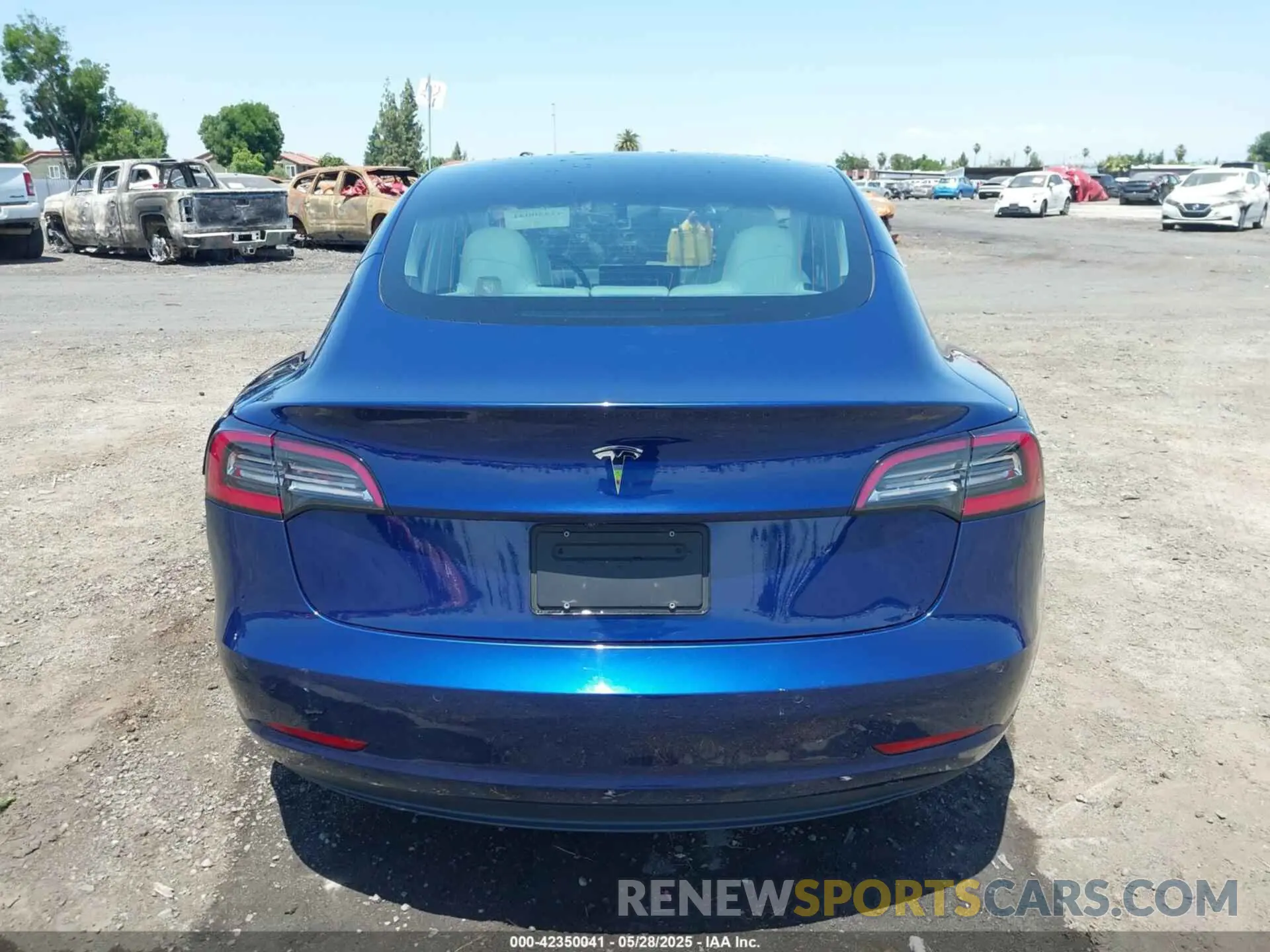 16 Photograph of a damaged car 5YJ3E1EA6KF324452 TESLA MODEL 3 2019