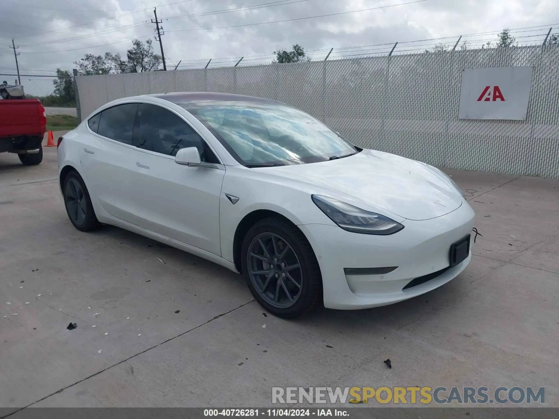 1 Photograph of a damaged car 5YJ3E1EA6KF324483 TESLA MODEL 3 2019