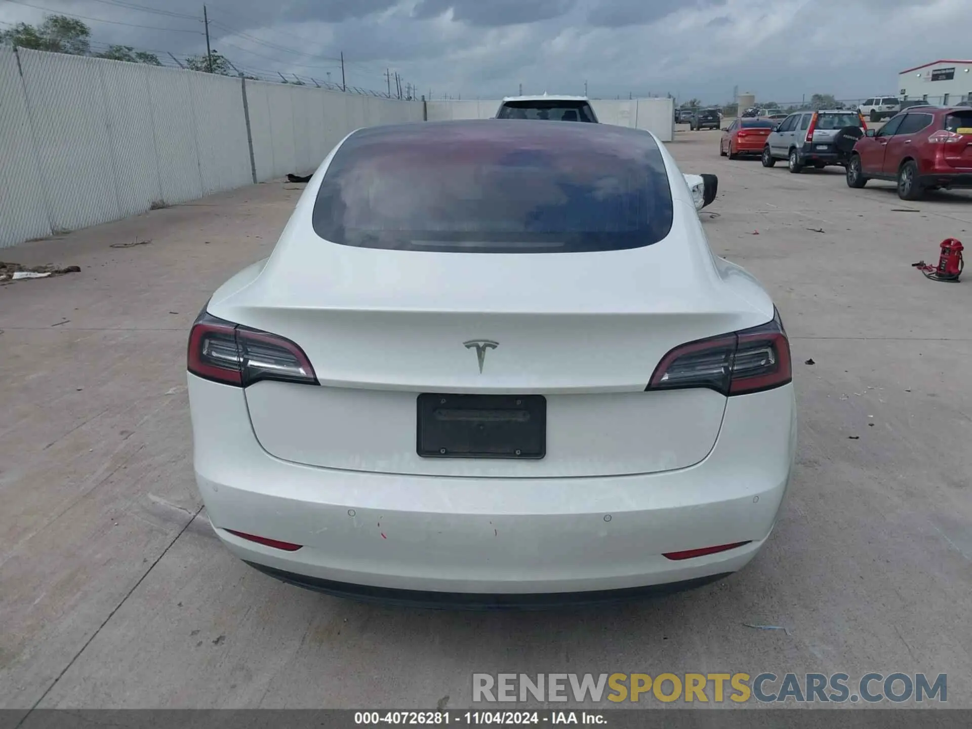 15 Photograph of a damaged car 5YJ3E1EA6KF324483 TESLA MODEL 3 2019