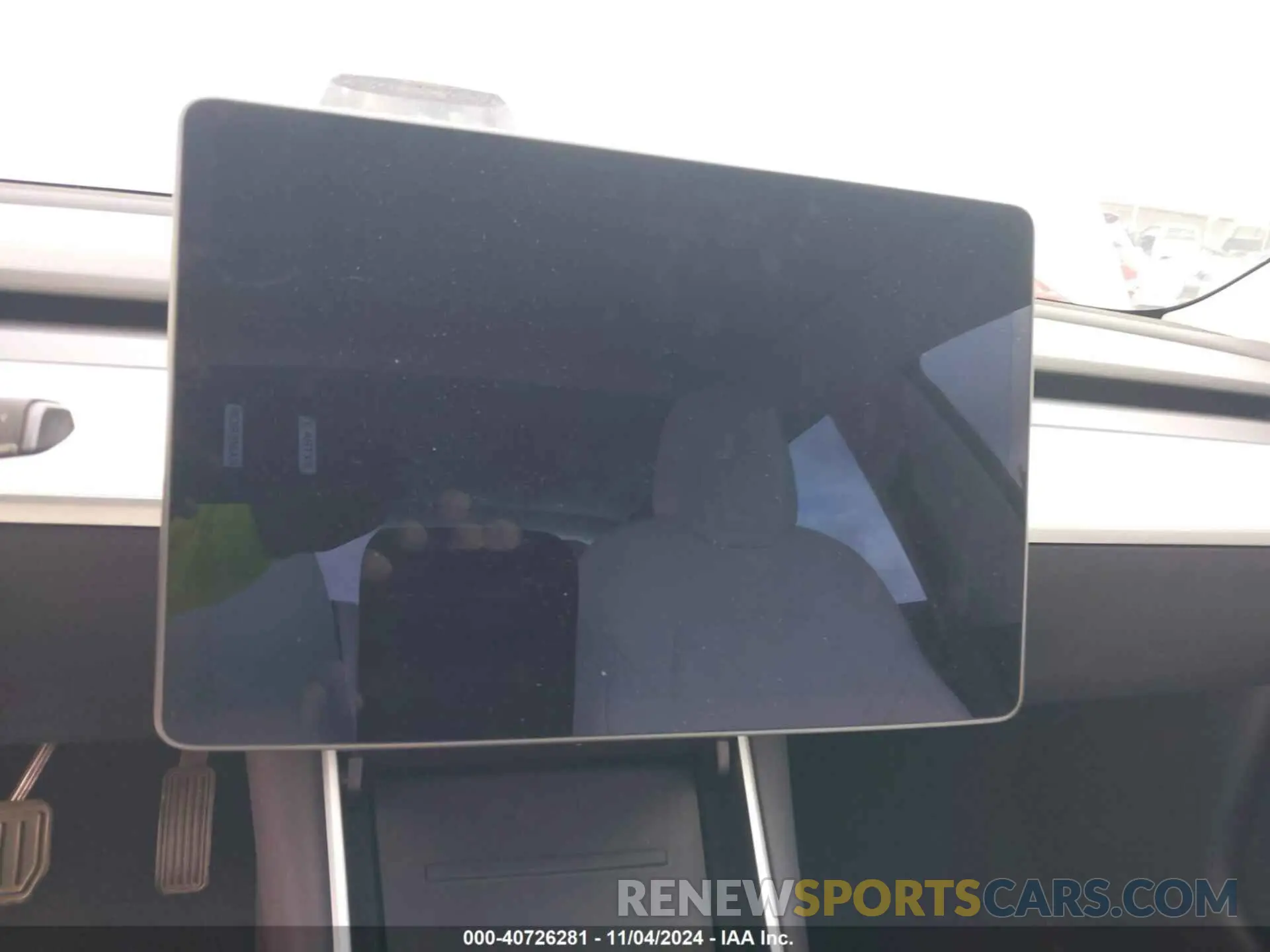 16 Photograph of a damaged car 5YJ3E1EA6KF324483 TESLA MODEL 3 2019