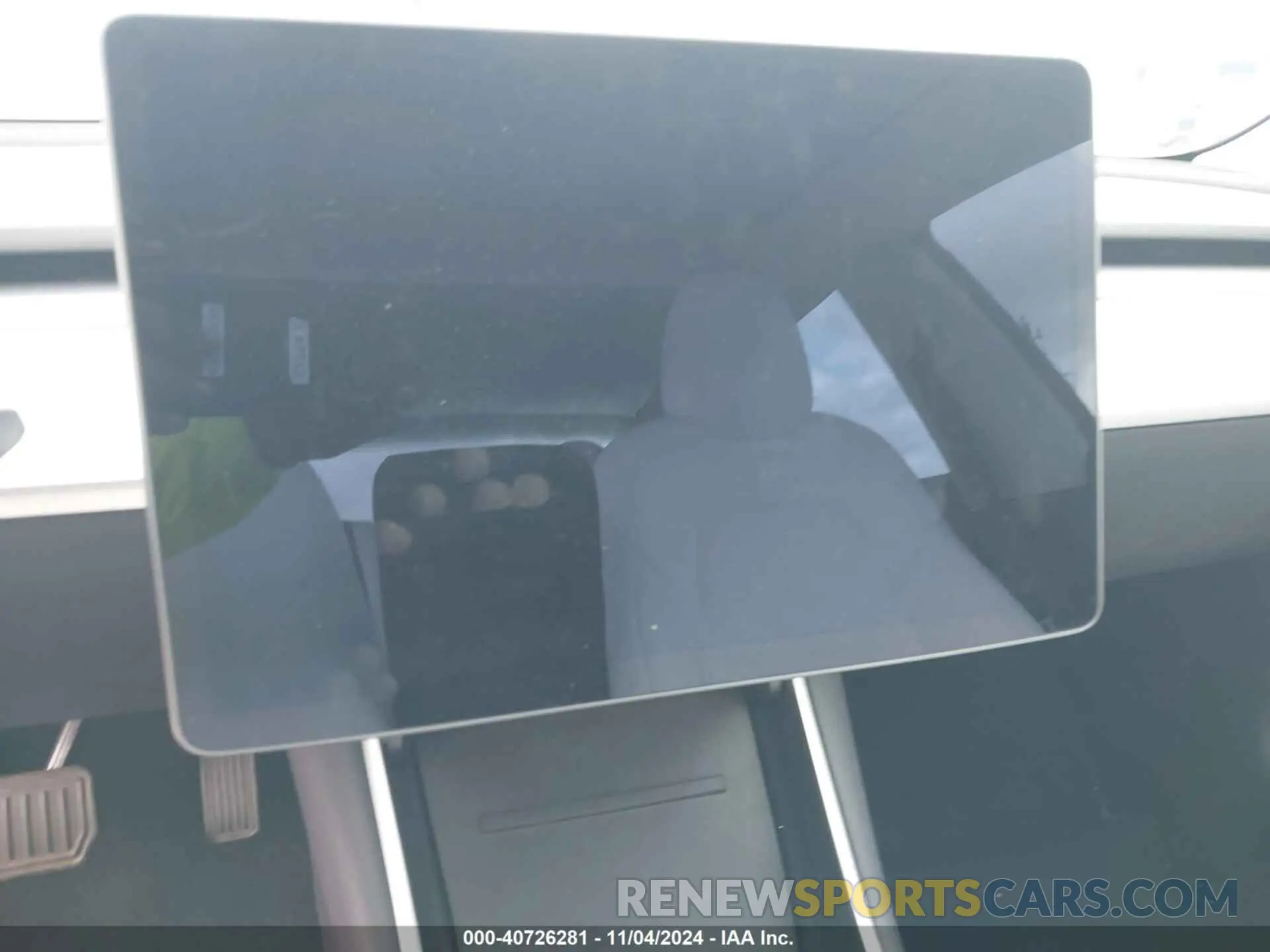7 Photograph of a damaged car 5YJ3E1EA6KF324483 TESLA MODEL 3 2019