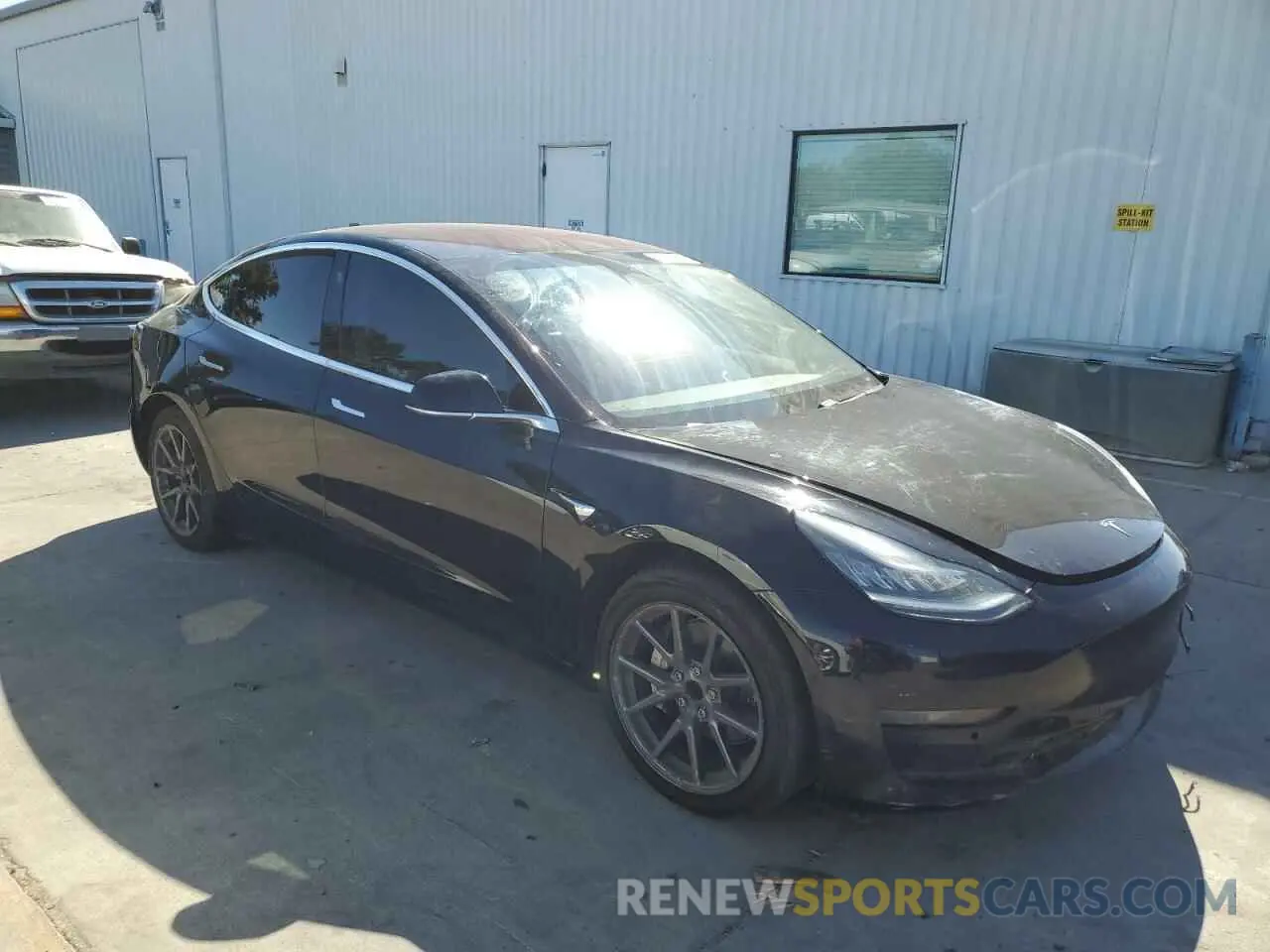 4 Photograph of a damaged car 5YJ3E1EA6KF325178 TESLA MODEL 3 2019
