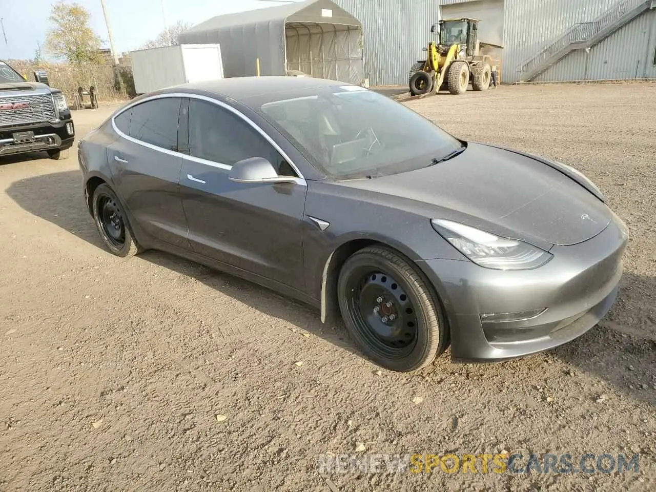 4 Photograph of a damaged car 5YJ3E1EA6KF326802 TESLA MODEL 3 2019