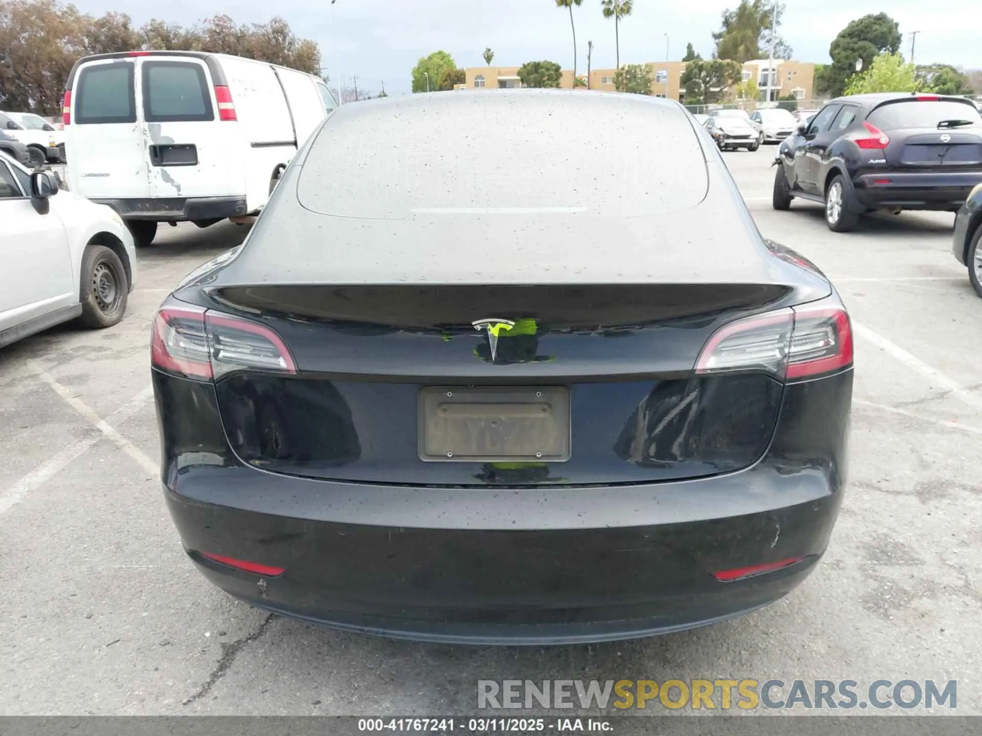 15 Photograph of a damaged car 5YJ3E1EA6KF361808 TESLA MODEL 3 2019