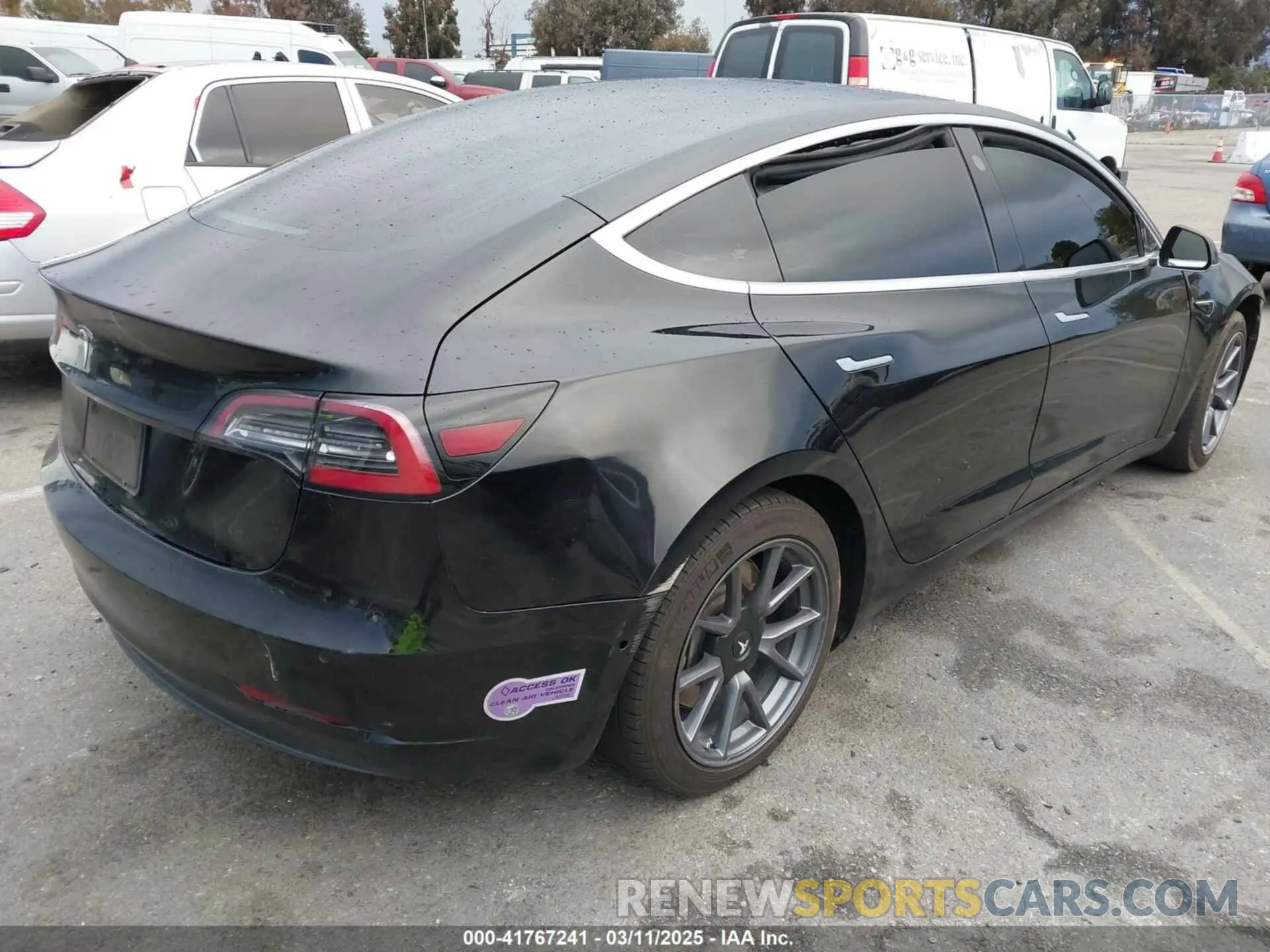 4 Photograph of a damaged car 5YJ3E1EA6KF361808 TESLA MODEL 3 2019