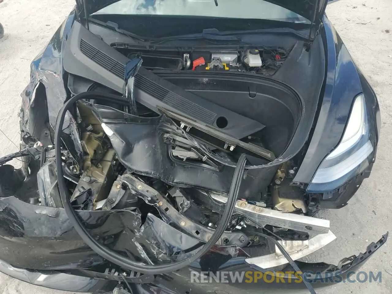 11 Photograph of a damaged car 5YJ3E1EA6KF394744 TESLA MODEL 3 2019