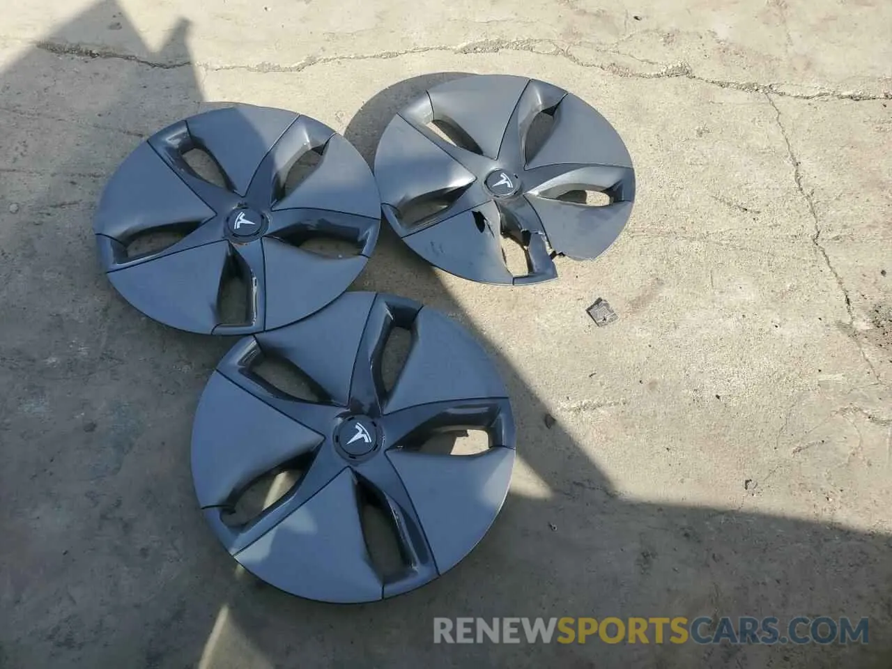 12 Photograph of a damaged car 5YJ3E1EA6KF400333 TESLA MODEL 3 2019