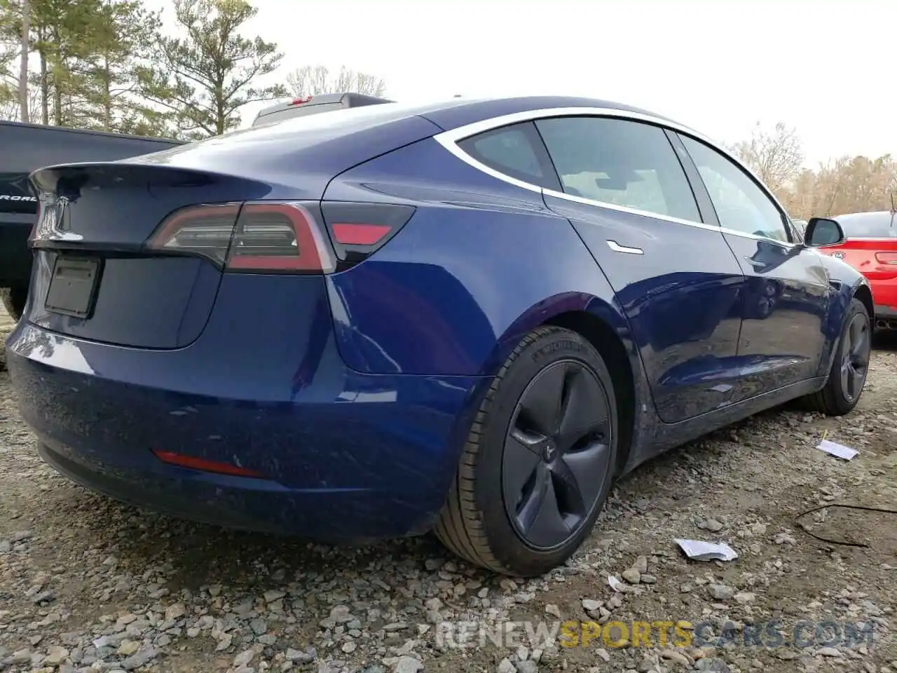 4 Photograph of a damaged car 5YJ3E1EA6KF411641 TESLA MODEL 3 2019