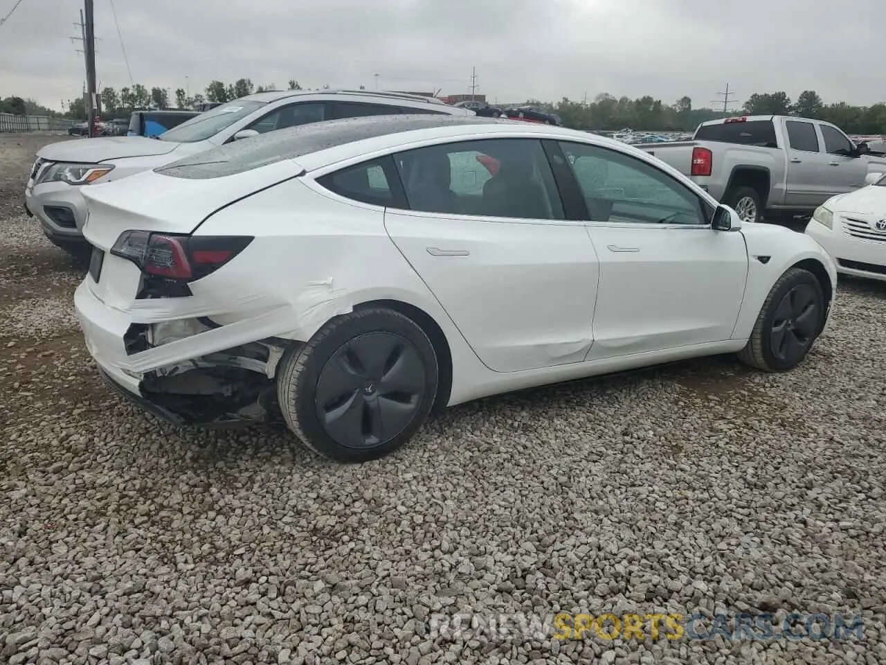 3 Photograph of a damaged car 5YJ3E1EA6KF412224 TESLA MODEL 3 2019