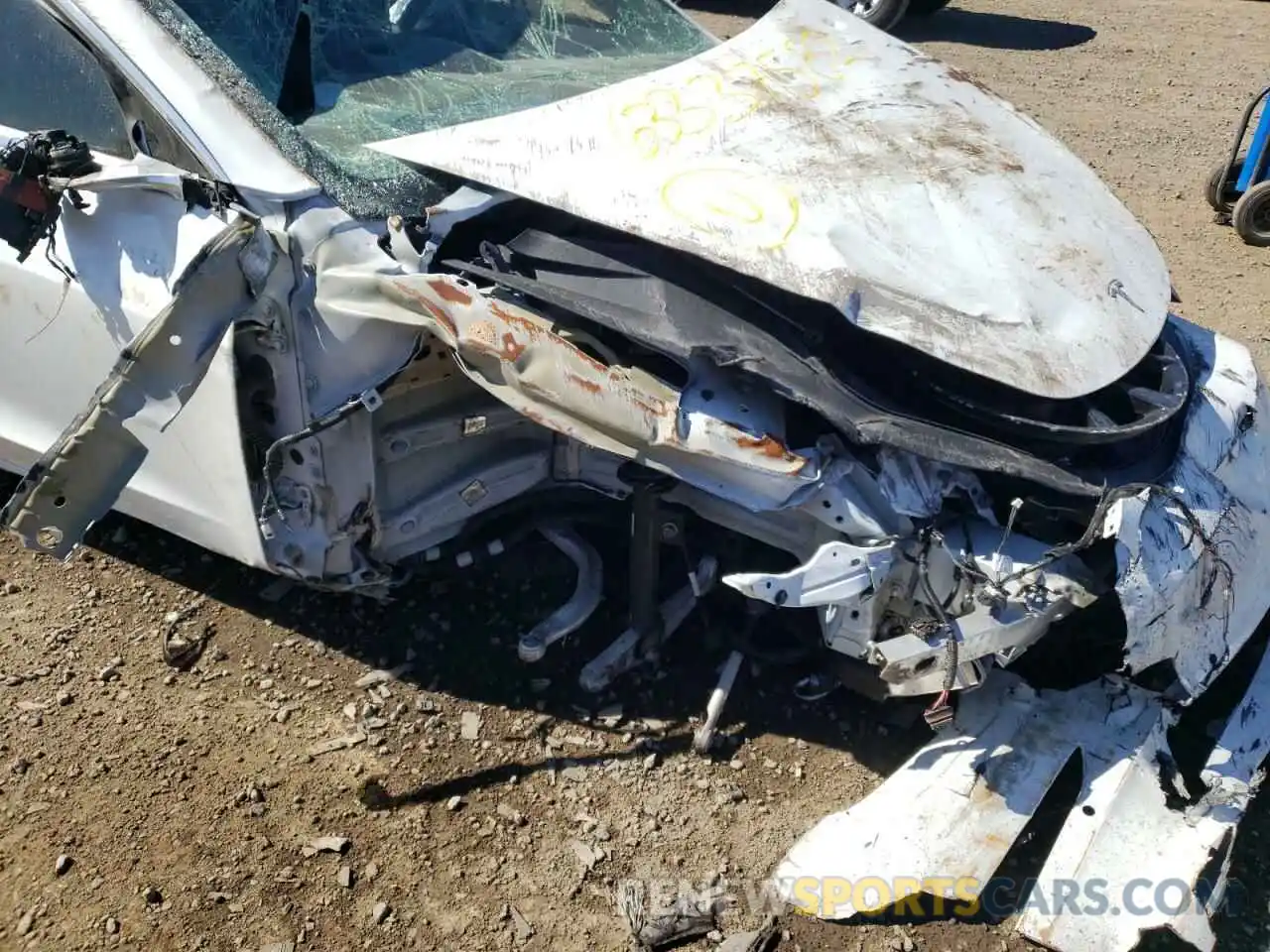 9 Photograph of a damaged car 5YJ3E1EA6KF417553 TESLA MODEL 3 2019