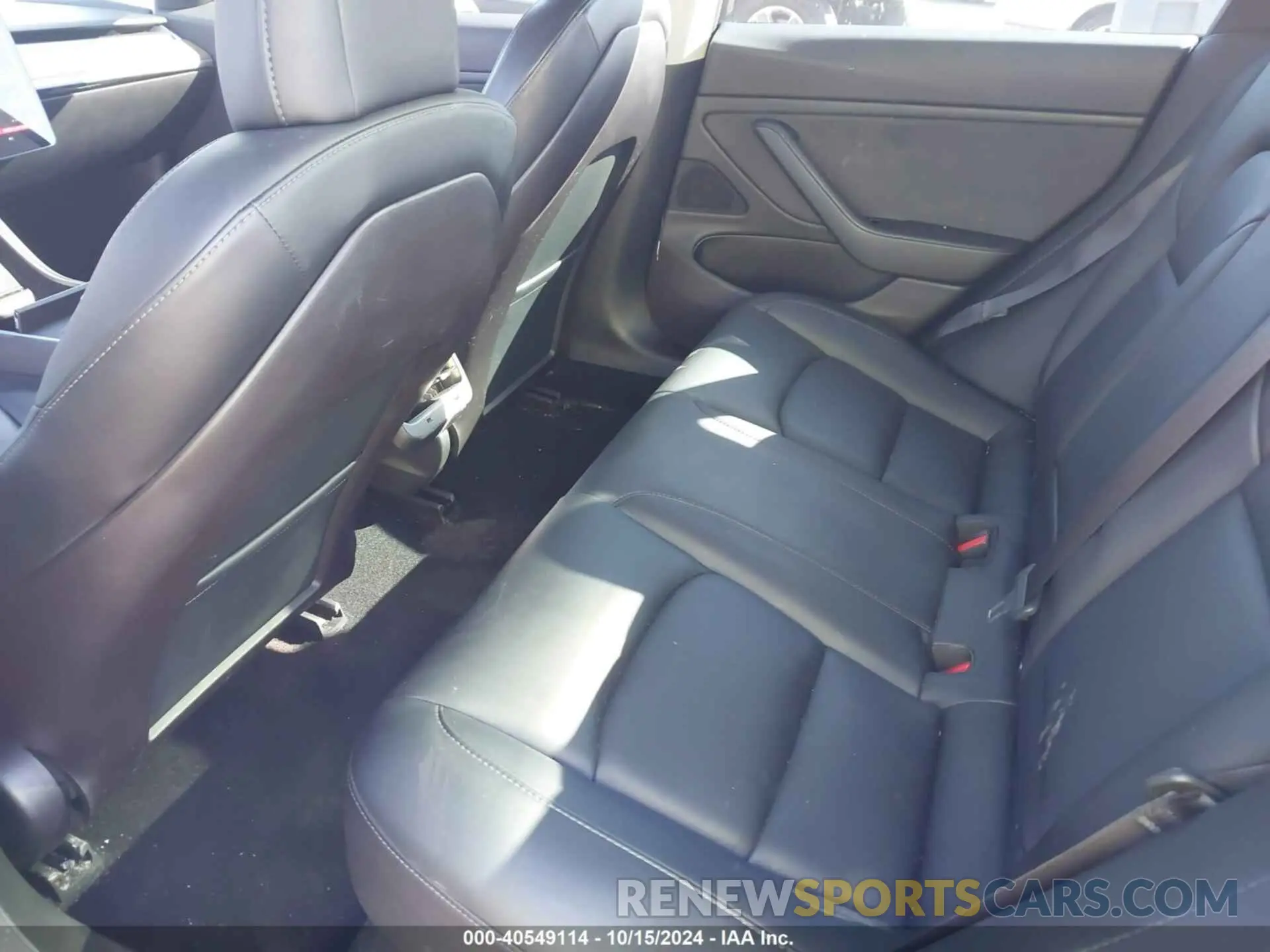 8 Photograph of a damaged car 5YJ3E1EA6KF425734 TESLA MODEL 3 2019