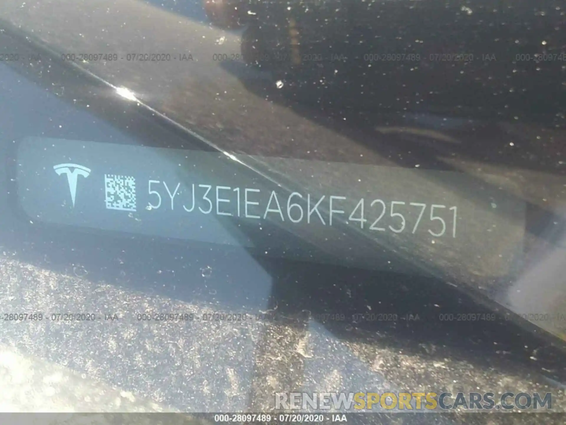 9 Photograph of a damaged car 5YJ3E1EA6KF425751 TESLA MODEL 3 2019