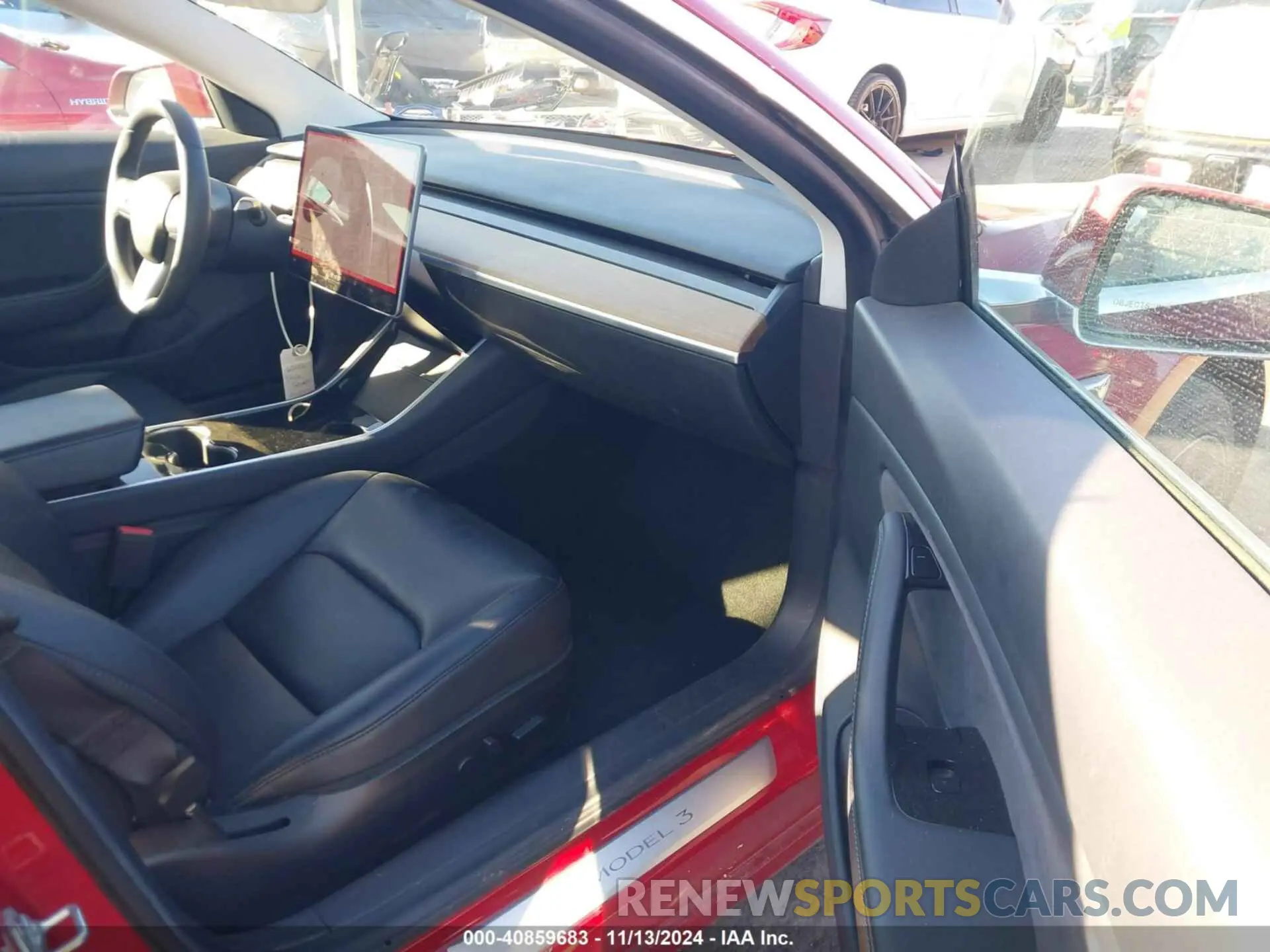5 Photograph of a damaged car 5YJ3E1EA6KF464033 TESLA MODEL 3 2019