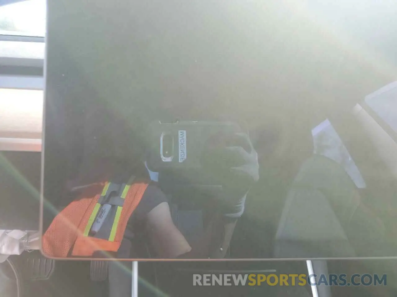 9 Photograph of a damaged car 5YJ3E1EA6KF476165 TESLA MODEL 3 2019