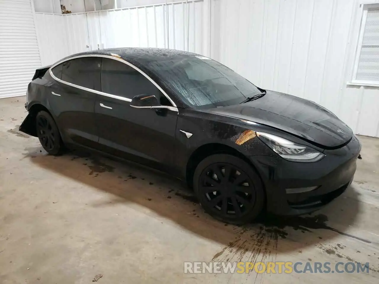 4 Photograph of a damaged car 5YJ3E1EA6KF482452 TESLA MODEL 3 2019