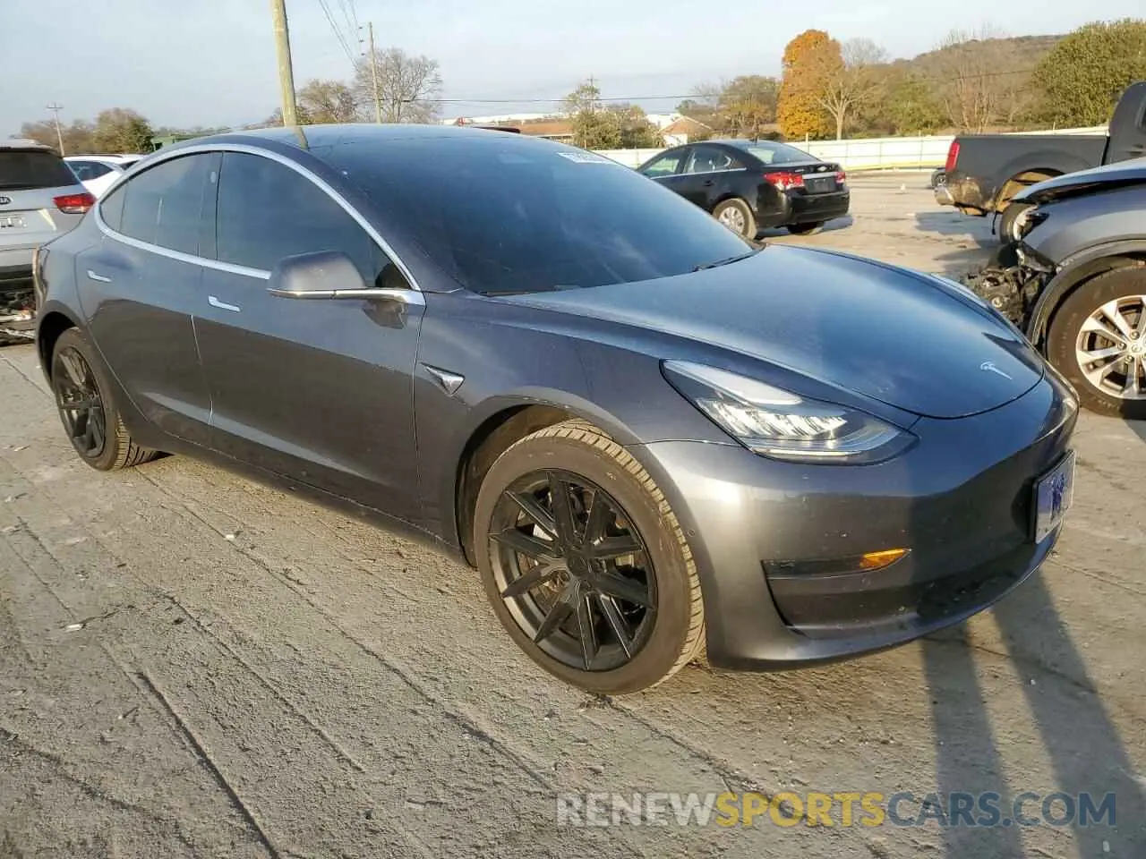 4 Photograph of a damaged car 5YJ3E1EA6KF483455 TESLA MODEL 3 2019