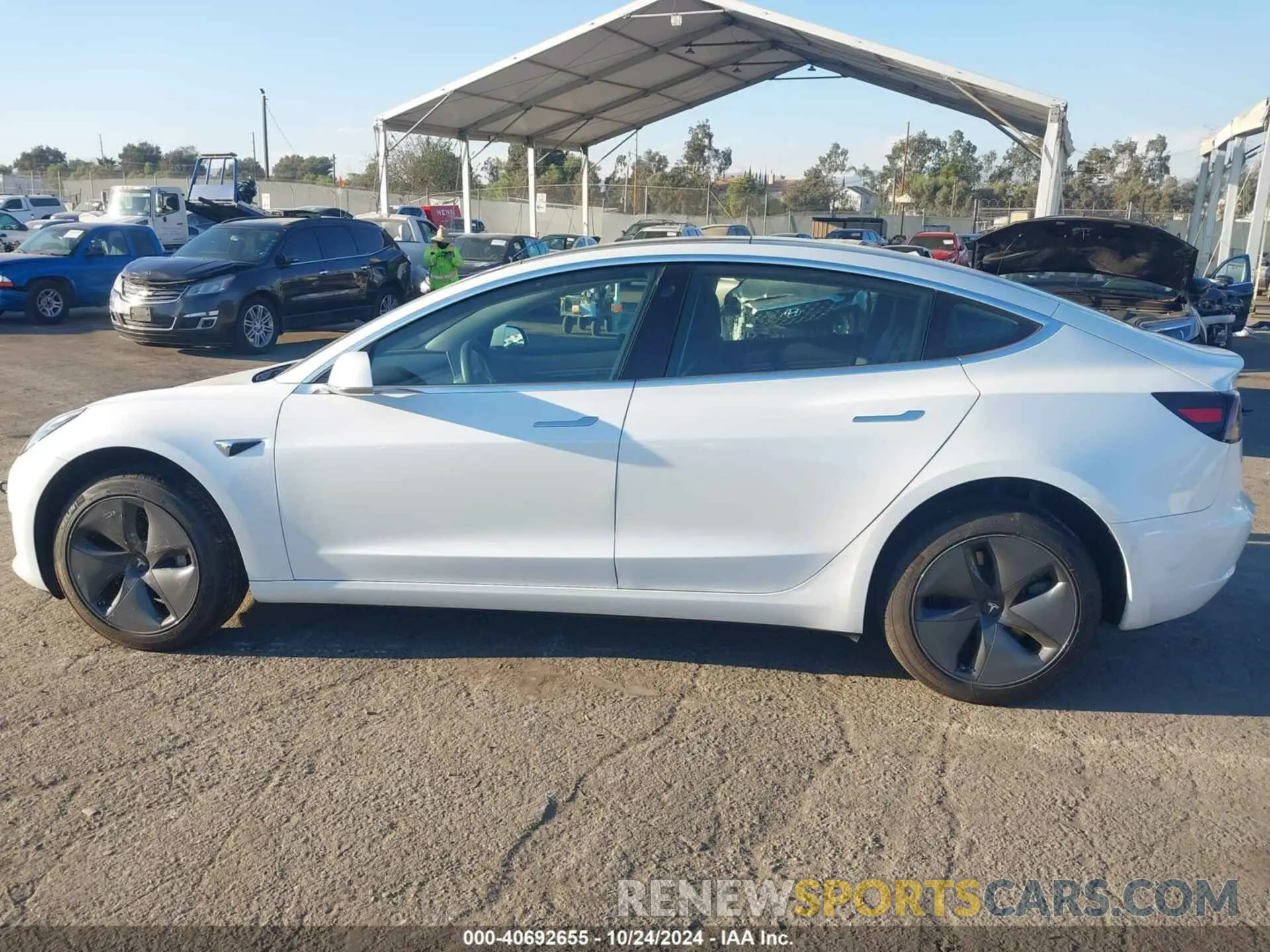 14 Photograph of a damaged car 5YJ3E1EA6KF485190 TESLA MODEL 3 2019