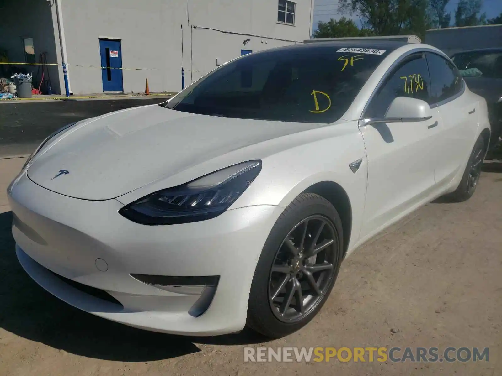 2 Photograph of a damaged car 5YJ3E1EA6KF486467 TESLA MODEL 3 2019