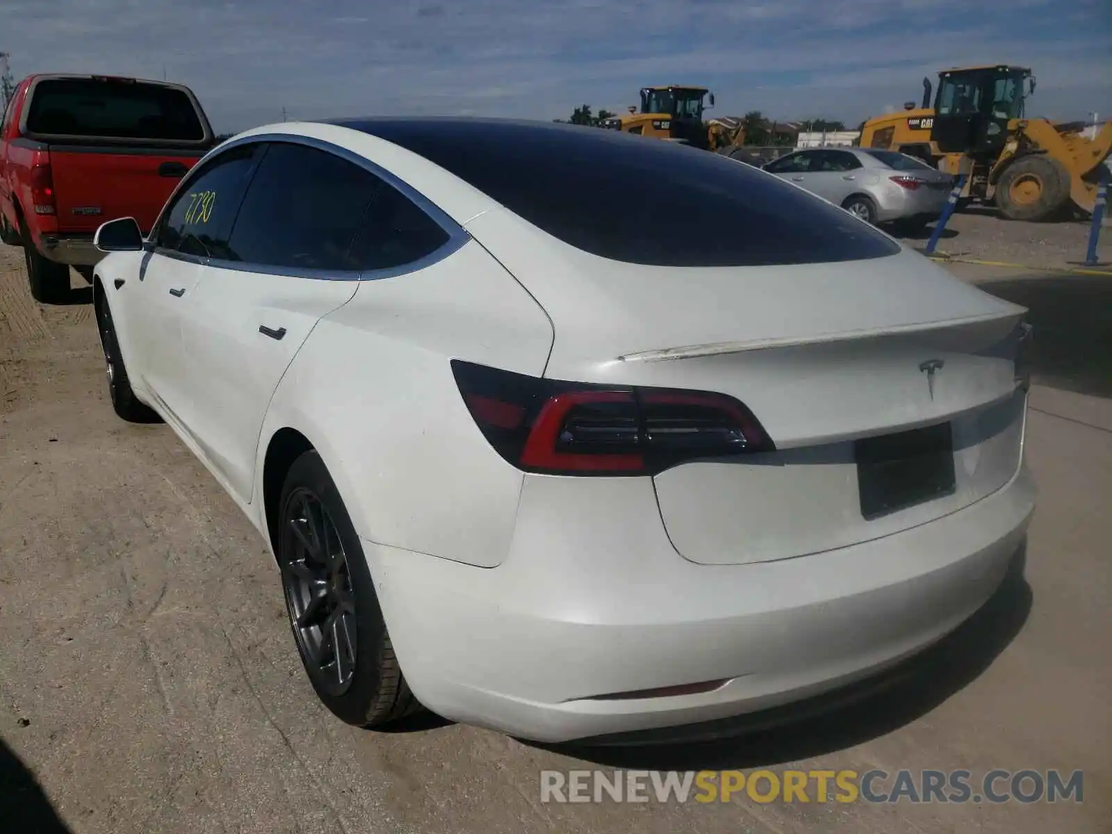 3 Photograph of a damaged car 5YJ3E1EA6KF486467 TESLA MODEL 3 2019