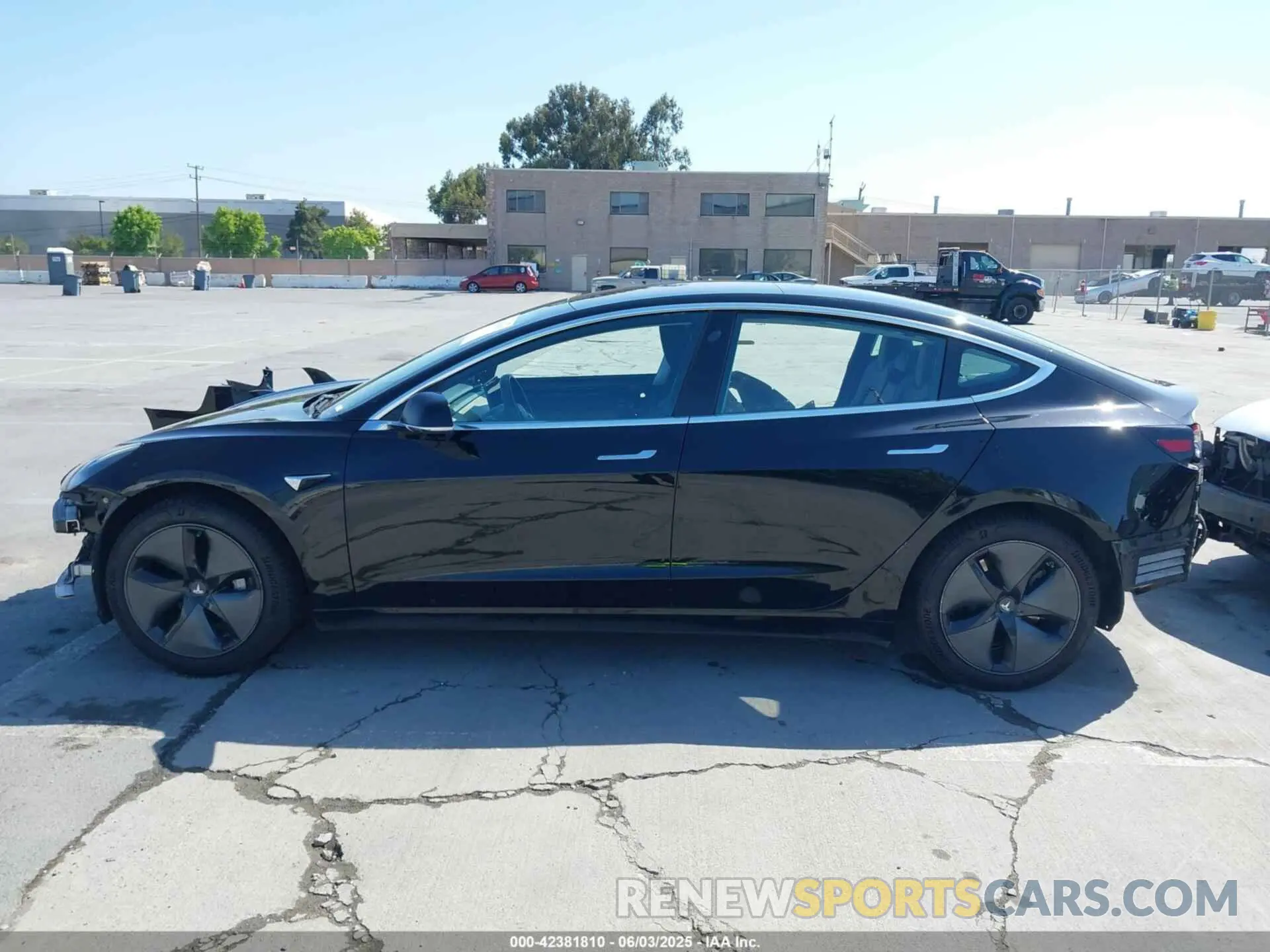 15 Photograph of a damaged car 5YJ3E1EA7KF298184 TESLA MODEL 3 2019