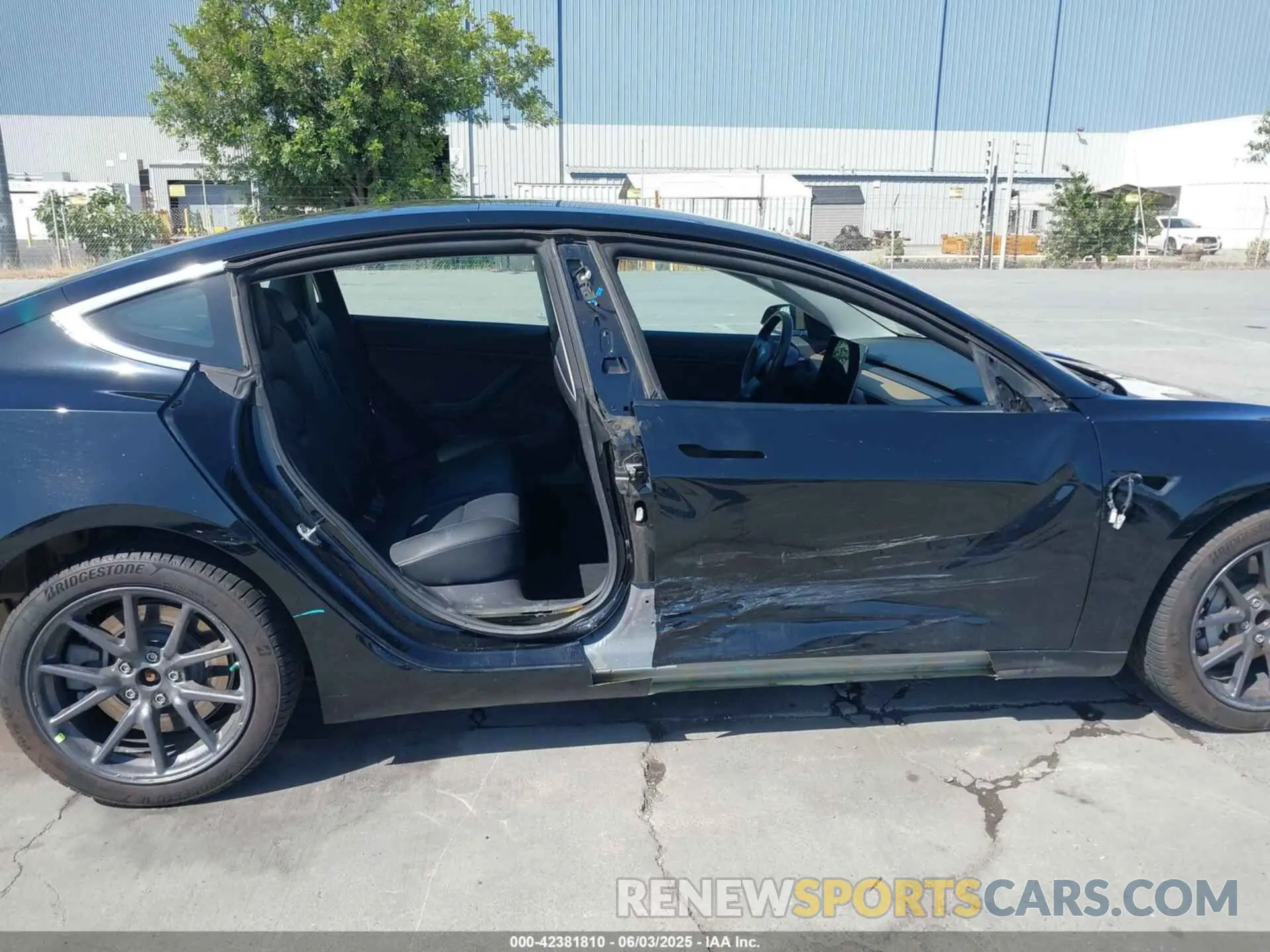 6 Photograph of a damaged car 5YJ3E1EA7KF298184 TESLA MODEL 3 2019