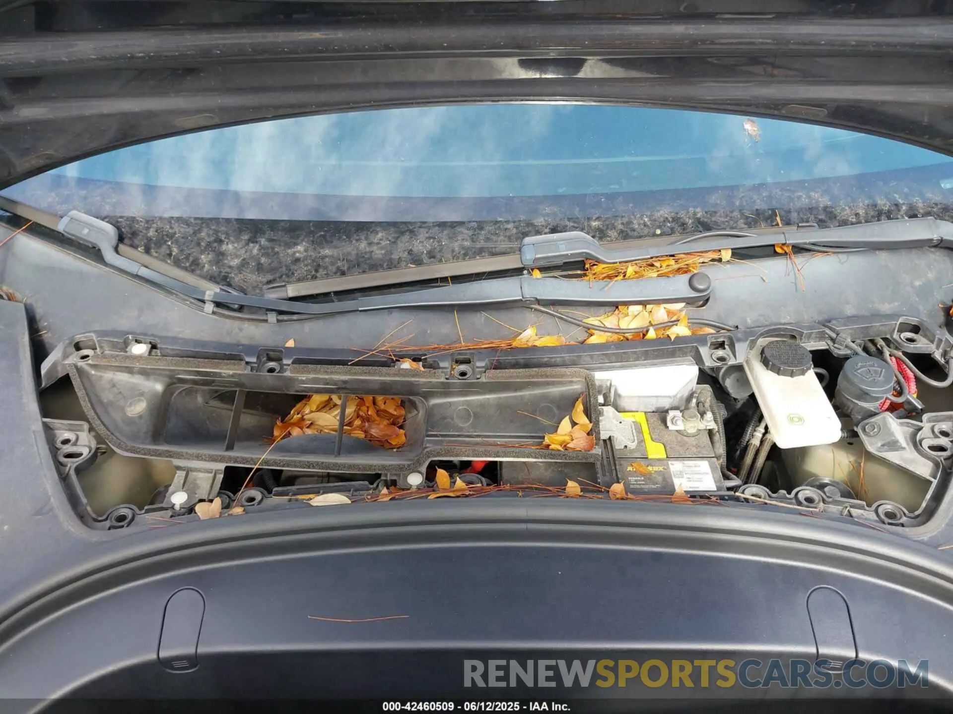 10 Photograph of a damaged car 5YJ3E1EA7KF298301 TESLA MODEL 3 2019