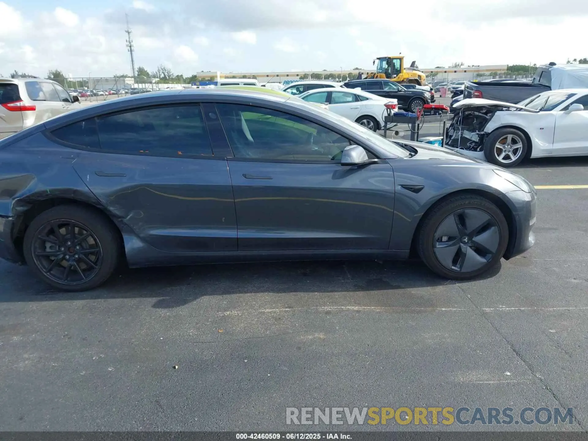 14 Photograph of a damaged car 5YJ3E1EA7KF298301 TESLA MODEL 3 2019