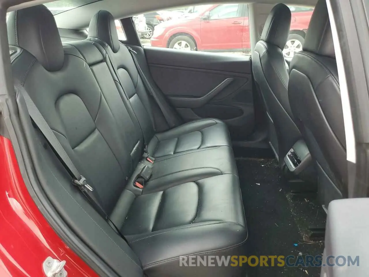 10 Photograph of a damaged car 5YJ3E1EA7KF298895 TESLA MODEL 3 2019