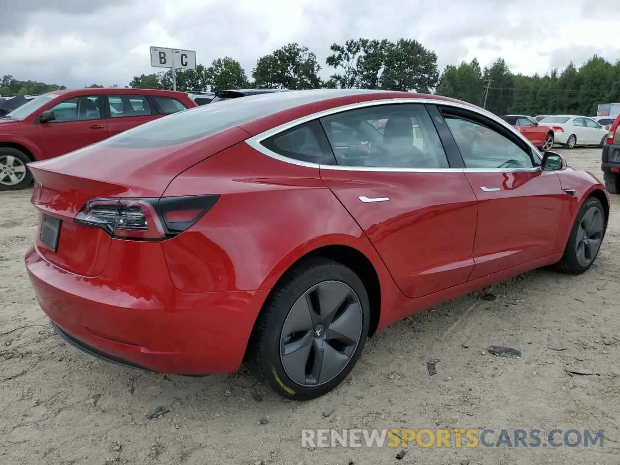 3 Photograph of a damaged car 5YJ3E1EA7KF298895 TESLA MODEL 3 2019