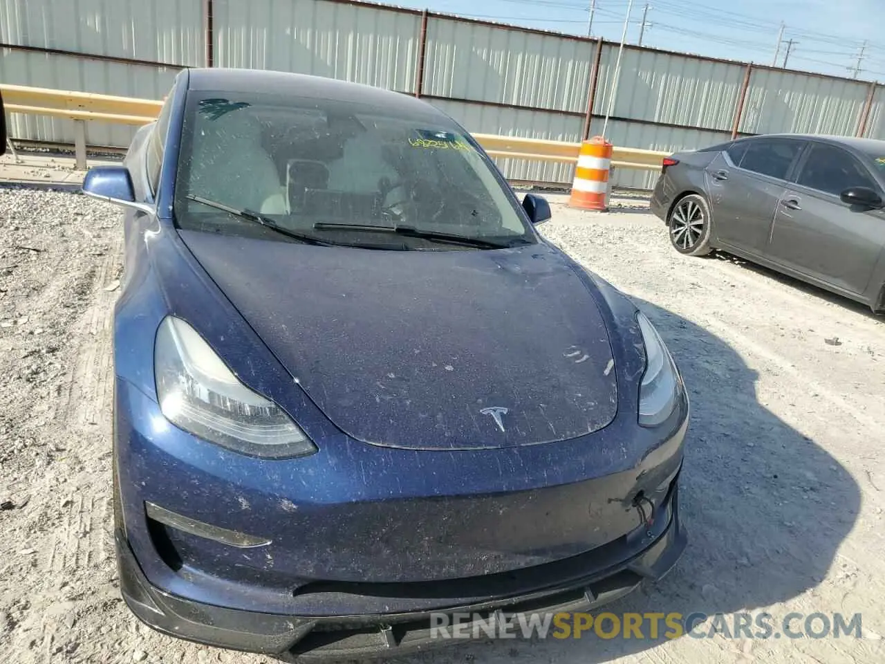 5 Photograph of a damaged car 5YJ3E1EA7KF299206 TESLA MODEL 3 2019