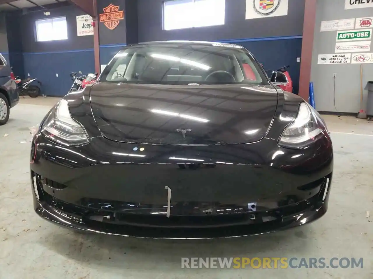 5 Photograph of a damaged car 5YJ3E1EA7KF300323 TESLA MODEL 3 2019