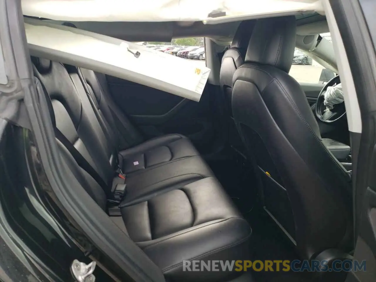 10 Photograph of a damaged car 5YJ3E1EA7KF304386 TESLA MODEL 3 2019