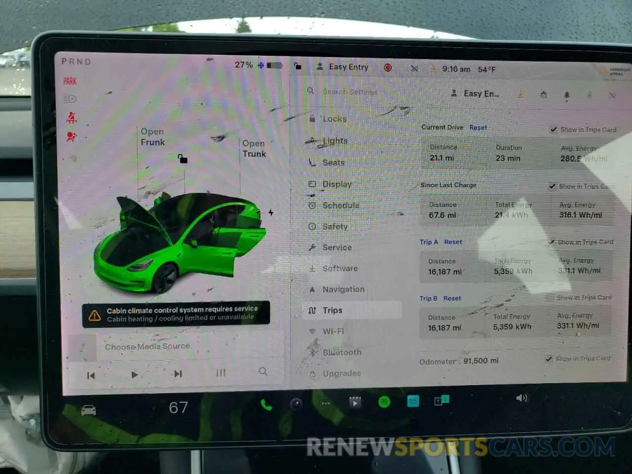 9 Photograph of a damaged car 5YJ3E1EA7KF304386 TESLA MODEL 3 2019