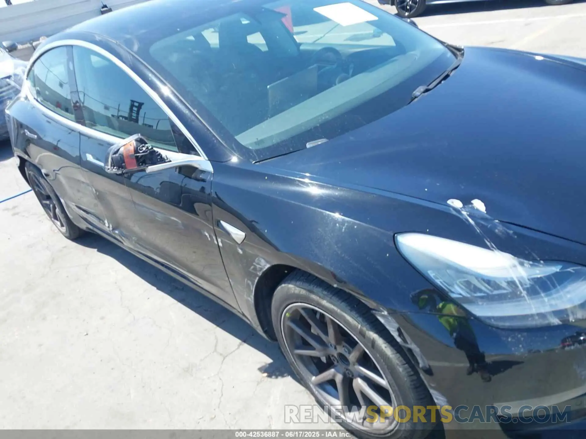 6 Photograph of a damaged car 5YJ3E1EA7KF306638 TESLA MODEL 3 2019