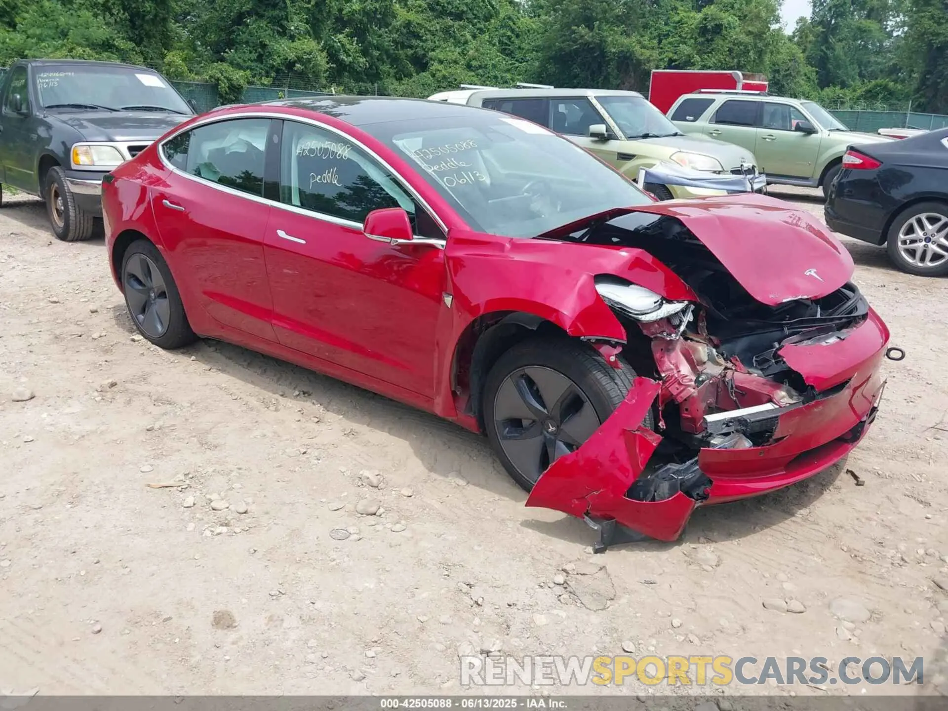 1 Photograph of a damaged car 5YJ3E1EA7KF308437 TESLA MODEL 3 2019
