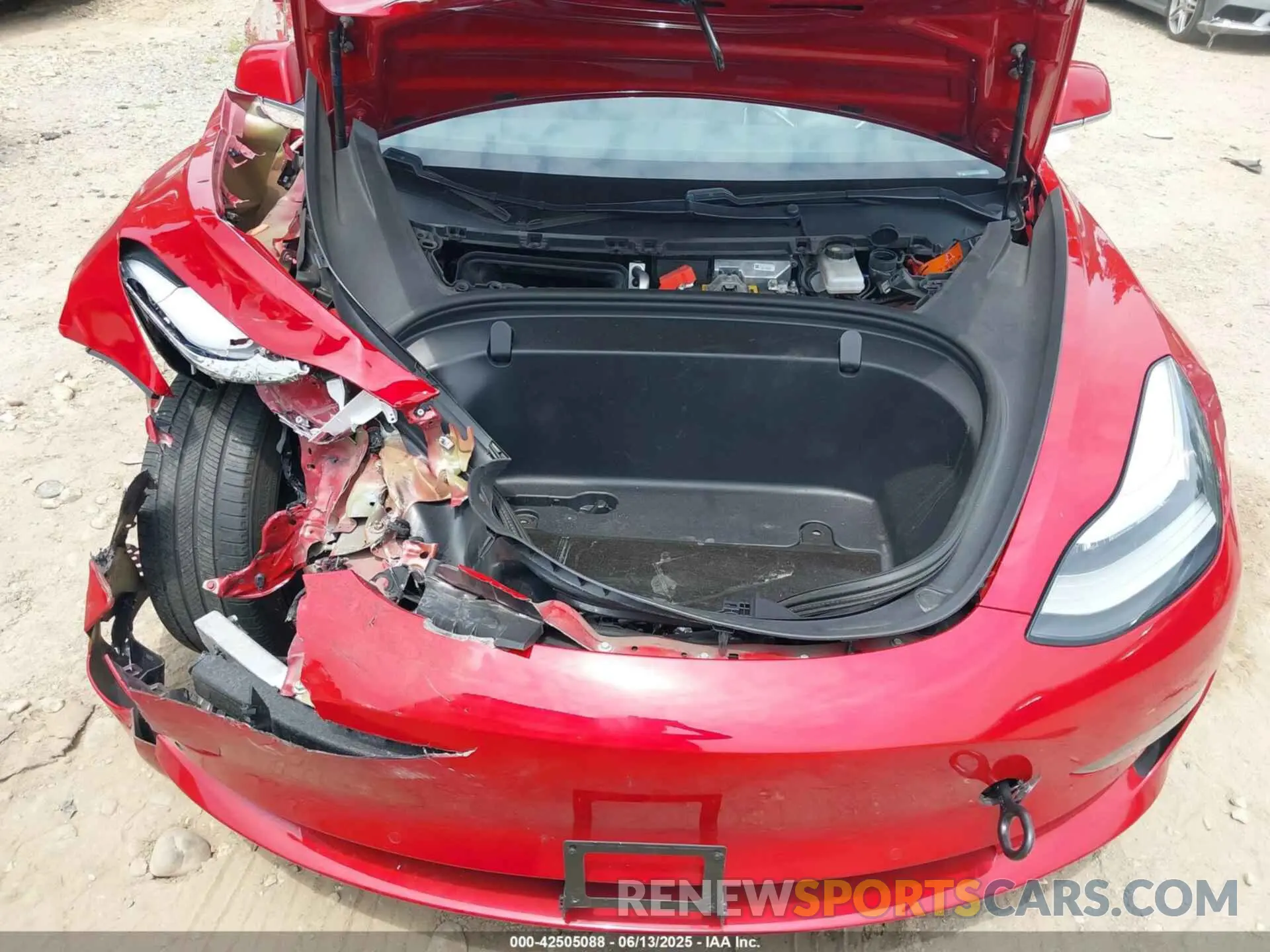 10 Photograph of a damaged car 5YJ3E1EA7KF308437 TESLA MODEL 3 2019