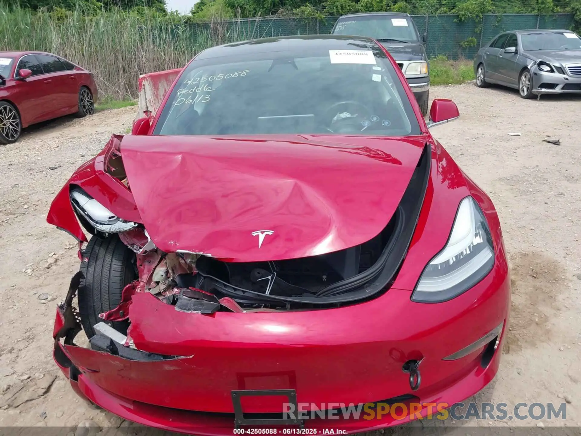 13 Photograph of a damaged car 5YJ3E1EA7KF308437 TESLA MODEL 3 2019
