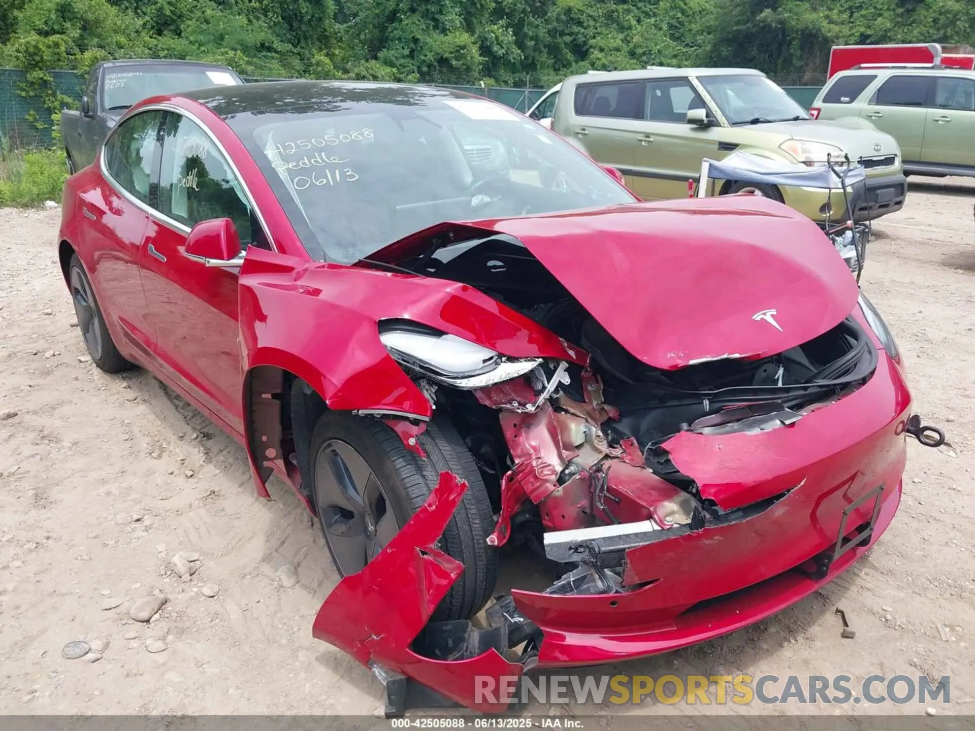 20 Photograph of a damaged car 5YJ3E1EA7KF308437 TESLA MODEL 3 2019