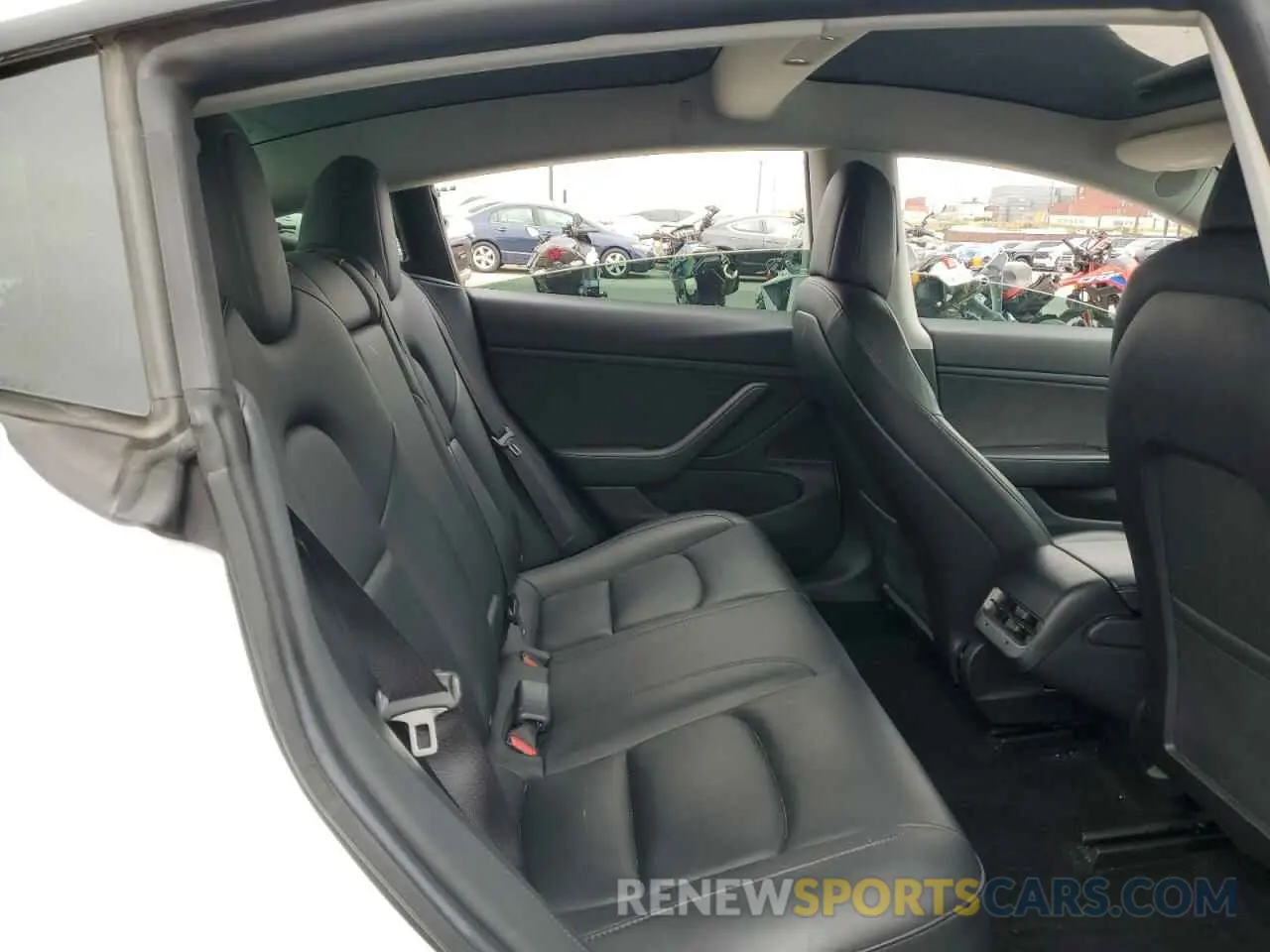 10 Photograph of a damaged car 5YJ3E1EA7KF309944 TESLA MODEL 3 2019
