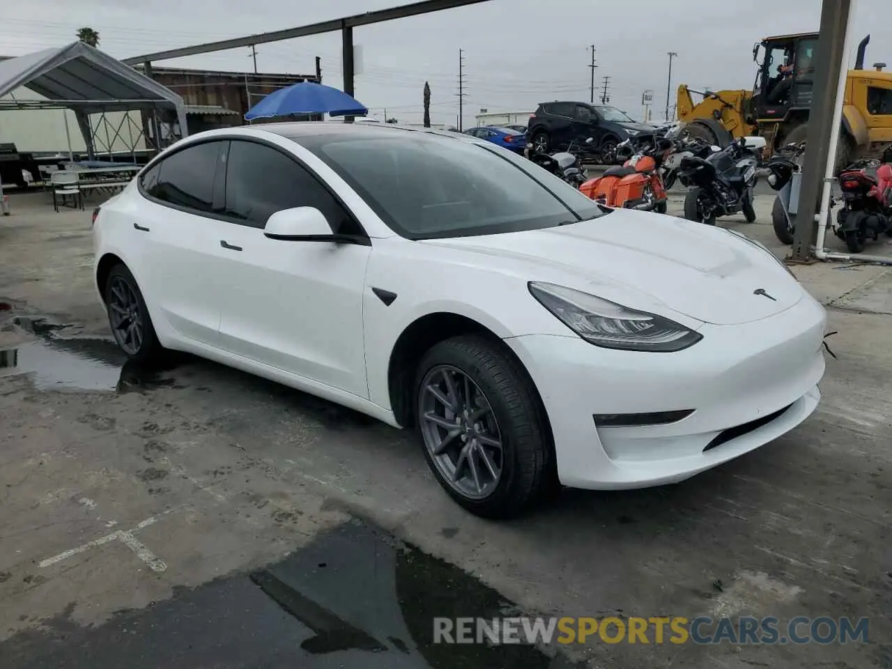 4 Photograph of a damaged car 5YJ3E1EA7KF309944 TESLA MODEL 3 2019