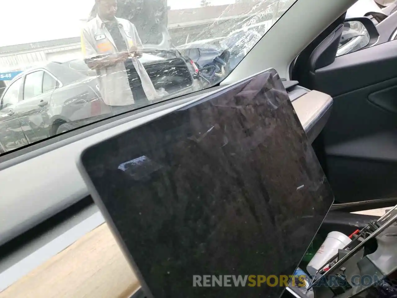 8 Photograph of a damaged car 5YJ3E1EA7KF321558 TESLA MODEL 3 2019